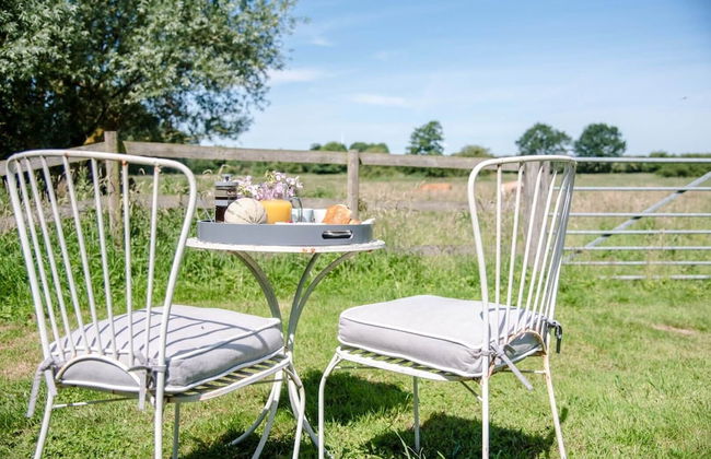 Abbey Shepherds Hut, Eye - Foto 17