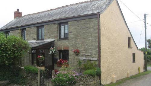 Malvern Cottage - Photo 2