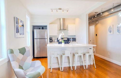 Jennifer's Getaway Stunning Views & Private Deck - Foto 9