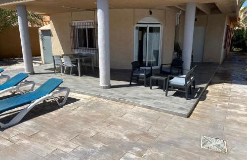 CHALET CON PISCINA A 100m DE LA PLAYA LA MANGA - Foto 5