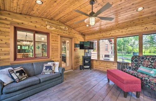 Patio, Views and Hot Tub Quiet Lakeside Cabin - Foto 17