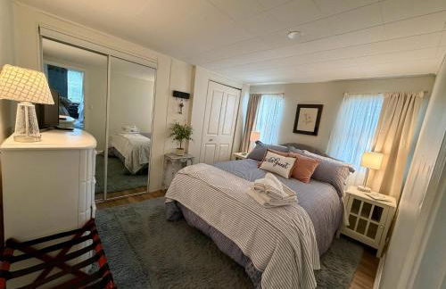 Cozy Cabin Vibe in the City - Foto 28