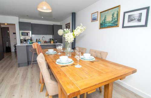 2BR Flat WiFi, Parking Contractors & Families - Foto 5