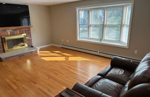 Boston Single Family House - Super Quiet and Private - Foto 6