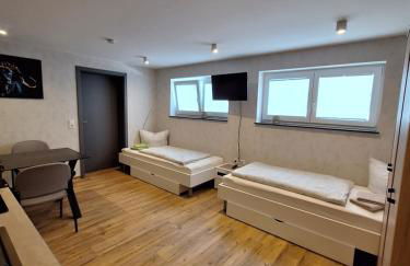 Pension Eichsfeld Zimmer 4 Standard - Photo 1