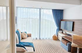 Golden Hour Marine Suite 503 - Sea View at Marine Hotel - Photo 5