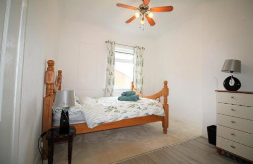 Whitley Bay - Sleeps 6 - Parking - Fast Wifi - Dogs Welcome - Foto 19