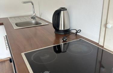 MODERN, VOLLAUSGESTATTET, GROßER PARKPLATZ, 6 ZIMMER - Foto 10