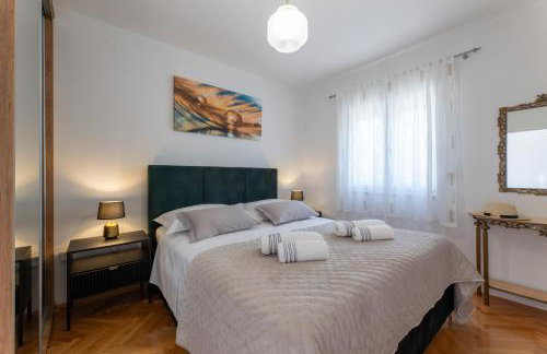 Treno, Luxurious Apartment with Jacuzzi and Sea-View - Foto 7