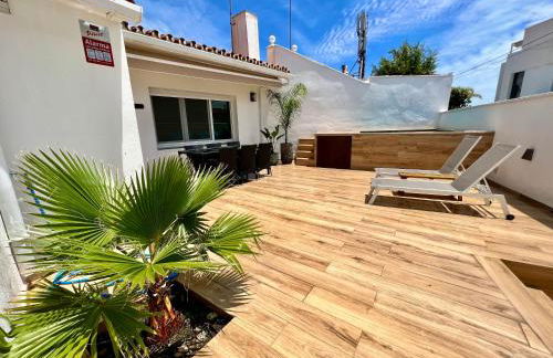 Karibu beach & pool - Photo 1