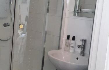 CityNights Studios with Free Parking - Foto 51