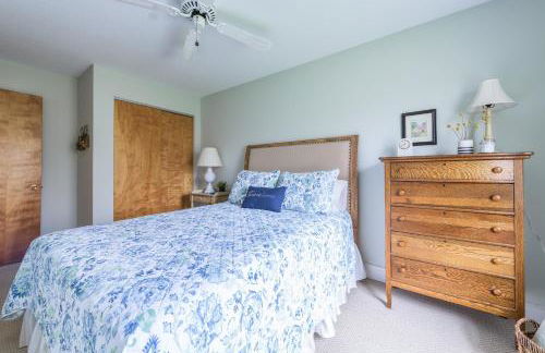 Fields of Fennville - Located on Lakeshore drive - pet friendly - close to public beach access! - Foto 17