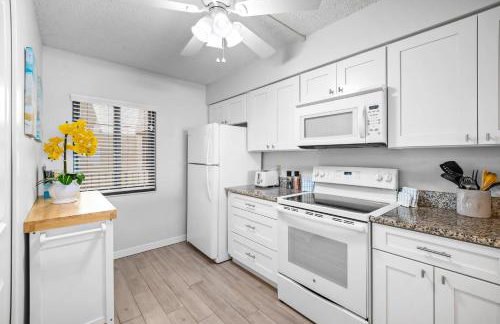 Sandcastles - Cocoa Beach Oceanfront Condos with Heated Pool Tennis Pet-Friendly - Foto 22