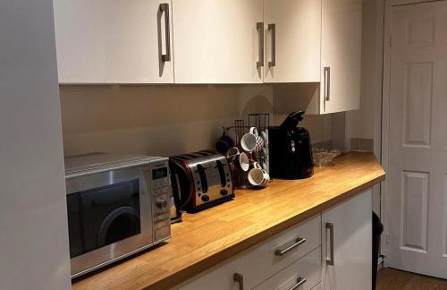 Curzon St - 4 Beds Sleeps 7 with Street Parking - Foto 6