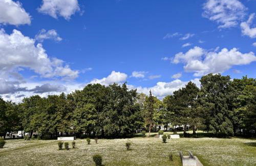 Stylish studio apartment with beautiful terrace near Audi - Photo 34