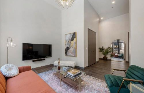 Experience Downtown Chicago at Millennium - Luxury Apartments in The Loop - Photo 59