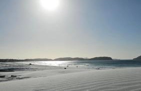 Apto Praia do Forte - Localização privilegiada 3 Quartos - Foto 17