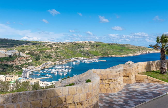 Harbour Views Gozitan Villa + Shared Pool - Foto 26