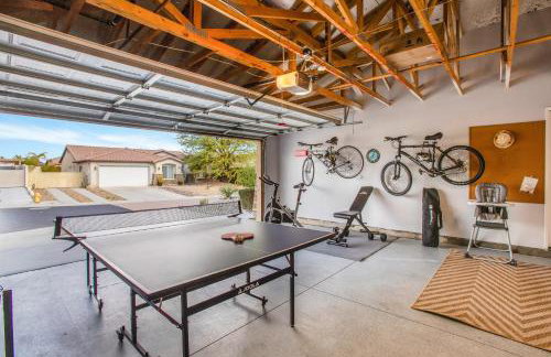 Near Downtown Palm Springs Home with Mountain Views - Foto 30