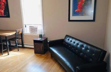 Suites on East Side near Whole Foods, Brown University, Miriam Hospital, MBTA, Downtown, - Photo 19