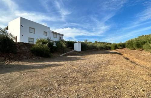 Casa Caraza. Un olivar con vistas al castillo de Juego de Tronos - Foto 16