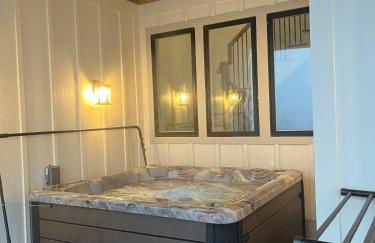 Exclusive Lakefront Retreat on Douglas Lake - Photo 9