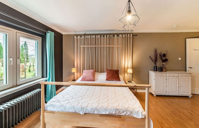 Beautiful Group House With Large Garden - Photo 16