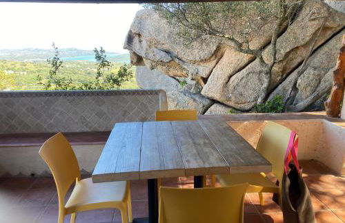 House on the Emerald Coast with spectacular views of the Maddalena - Foto 2