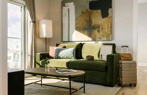 Sosuite at The Ovation - Ave of The Arts - Foto 36