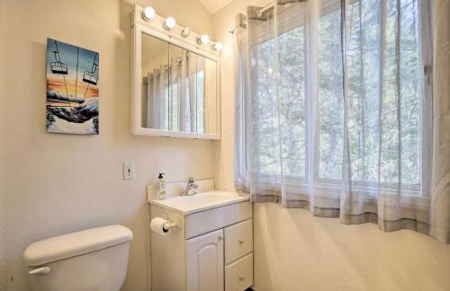 Cabin with Hot Tub and Views 1 Mile to Alyeska Resort - Foto 26