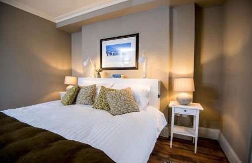 Gwalia House - A Luxurious Townhouse in the Heart of Laugharne - Photo 17