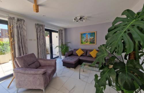 The Old Hay Store, Ely - Photo 2