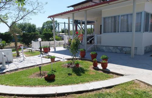 Villa Artzie. Έξοχικο με τεράστιο εξωτερικό χώρο. - Foto 13