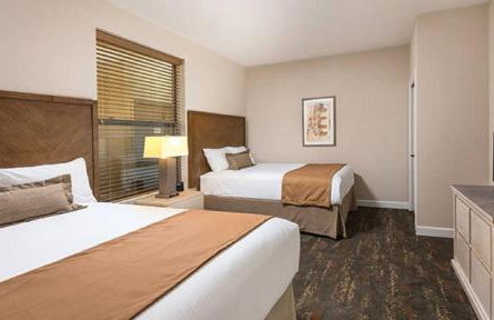 Enjoy the scenery of Lake Marble Falls in 2BD resort condo with family - Photo 10