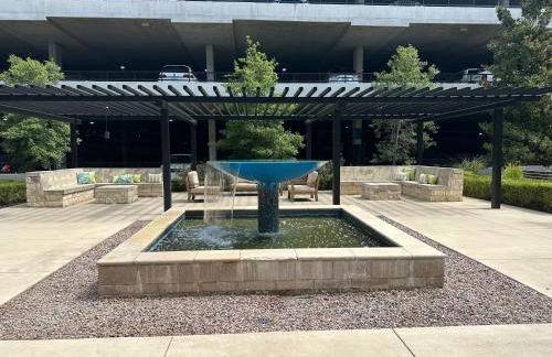 Cozy & Comfortable ! In The Heart Of Dallas - Foto 6