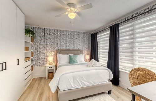 Luxury Home with Heated Pool close to beaches - Foto 30