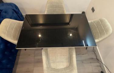 Luxxe House with Hot tub and Pool table - Photo 48