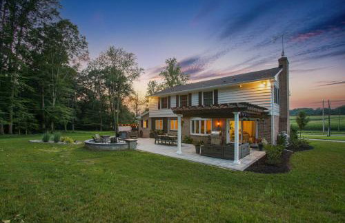 Zook Manor with Hot tub Firepit and Game Room - Foto 43