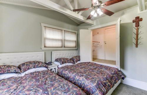 The San Bernard River waterfront provides private access to a spa, boat ramp, and jet skiing - Photo 44