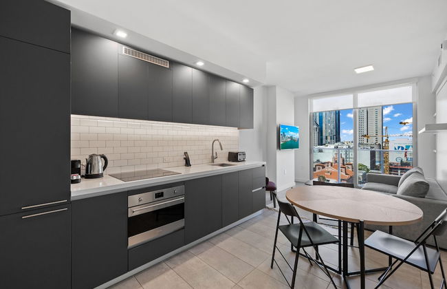 Amazing Apartments with city Views - Photo 26