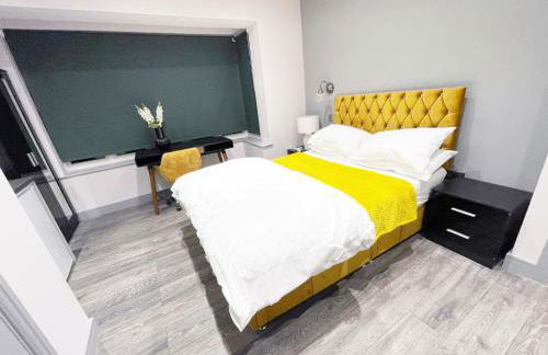 Private Family and Business Rooms Harrow Fast WiFi - Photo 12