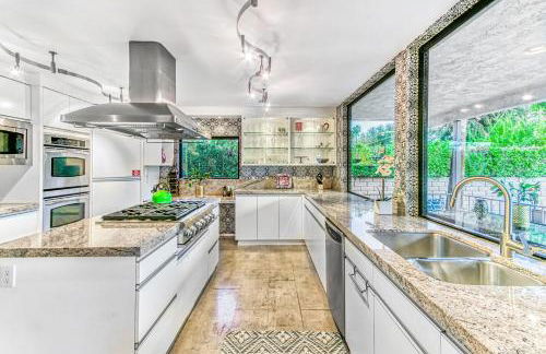 Luxury Deepwell Stunner - Desert Oasis Dream Home - Foto 37