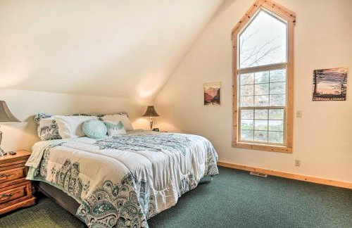 Chalet at Running Y Resort with Wraparound Deck! - Foto 14