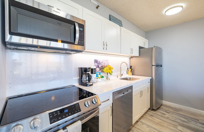 Diamond Head and Ocean views with King Bed and Parking - Foto 51