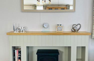 Hawthorne Villa with Hot Tub - Foto 8