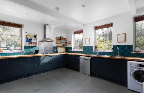 Treen House - Photo 8