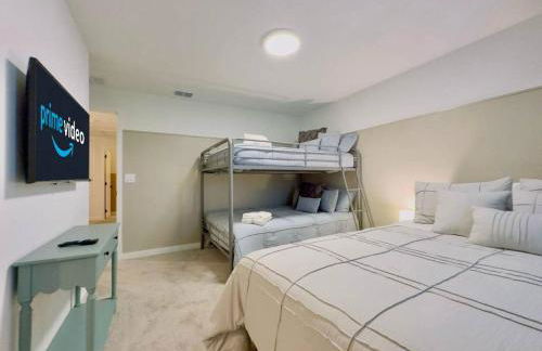 Modern 3BR3BA Home at The Hub Reserve - Foto 10