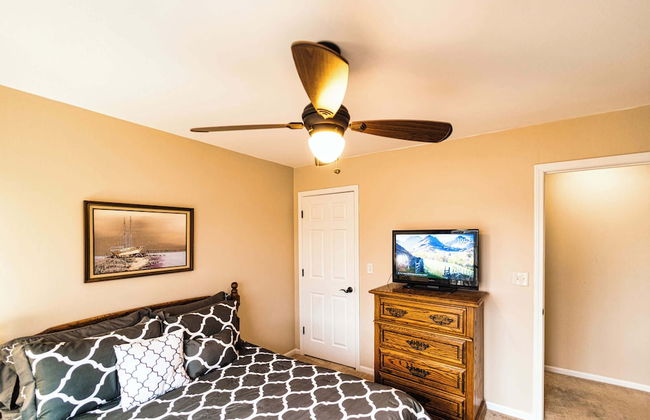 Osage Beach Getaway Lake Views Pet Friendly! - Photo 5