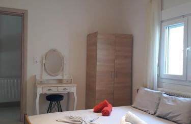 Elena Rooms-Apartments - Photo 10