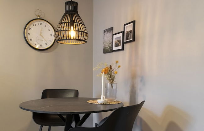 Keflavik's Ray of sunshine Hafnargata - Foto 32